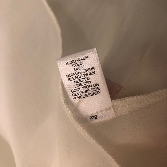 Cato Blouse w/ Gorgeous Details 💎 - Picture 5 of 6